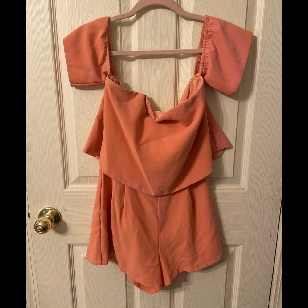 Sugar Lips coral romper size small like new